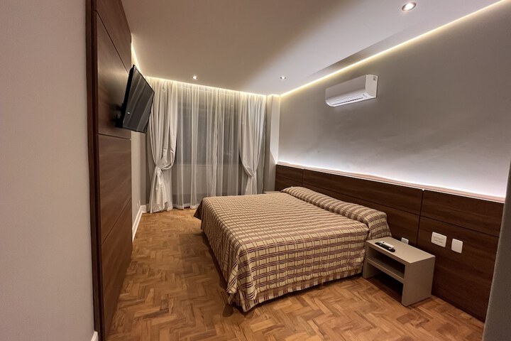Room 62 of 156