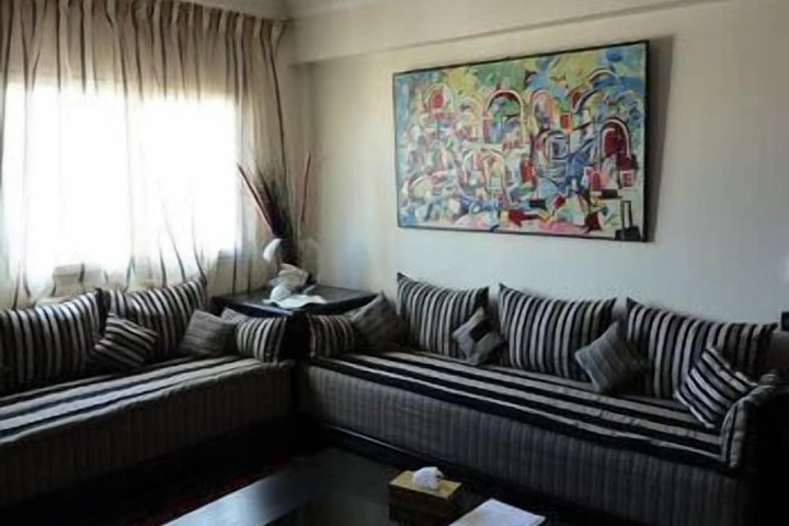 Room 5 of 16