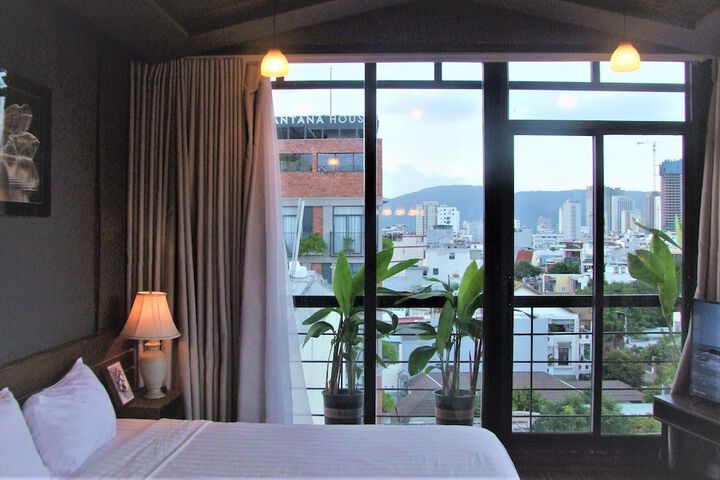 Room 34 of 117