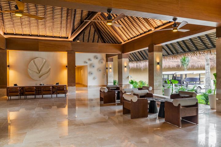 Hotel Interior 2 of 87