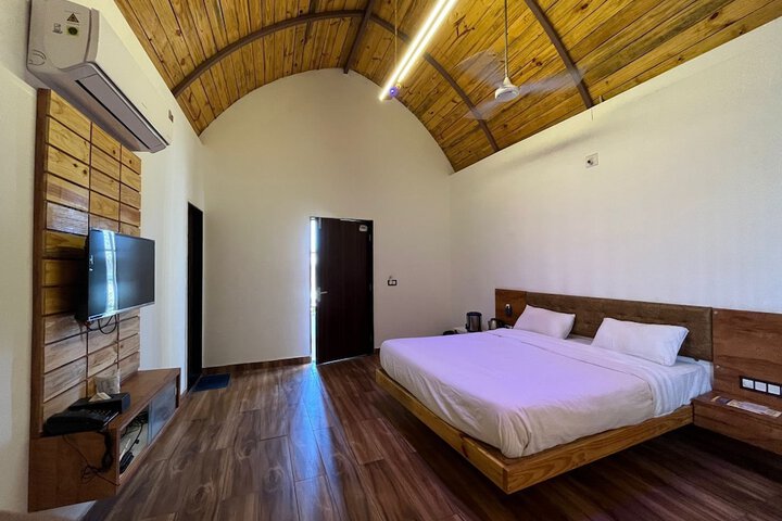Room 3 of 22