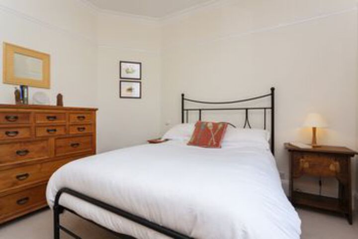 Room 14 of 30