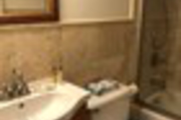 Room 176 of 237