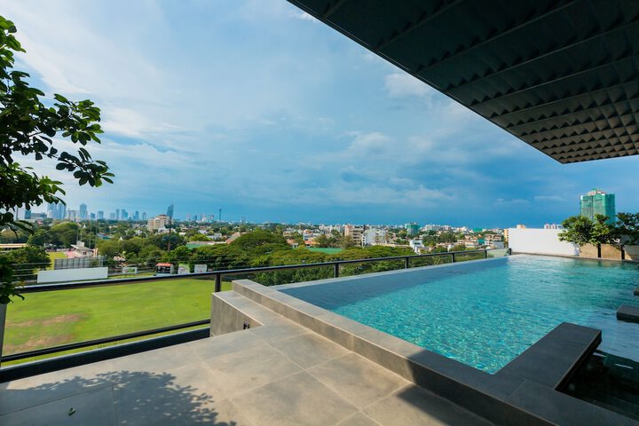 Pool 16 of 33