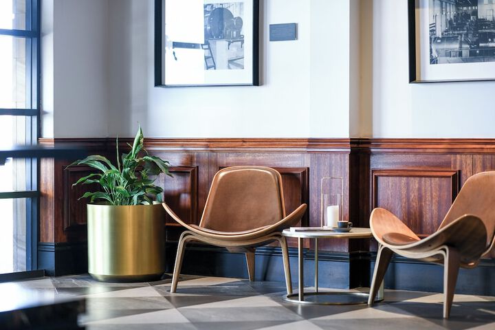 Guest Lobby