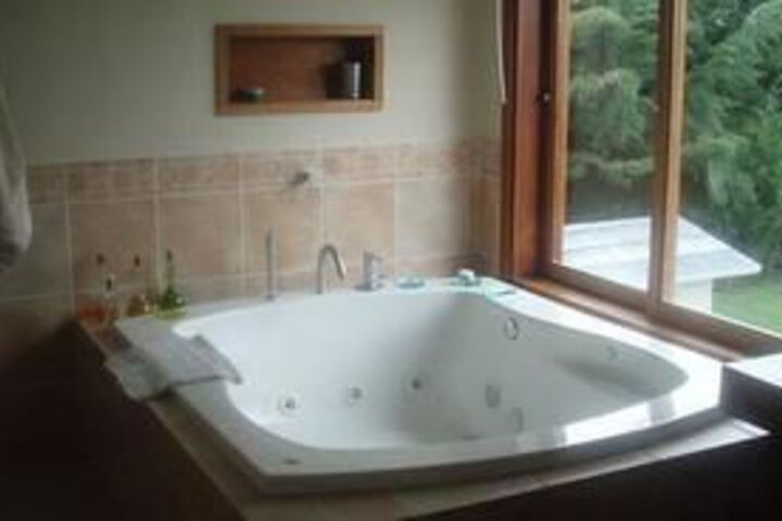 Hot Tub 41 of 56