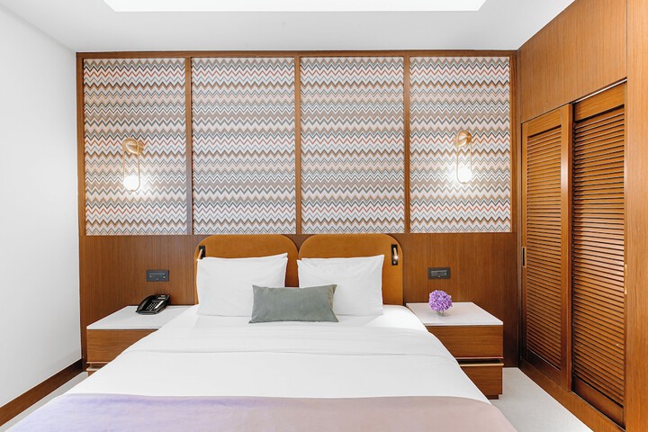 Room 40 of 129