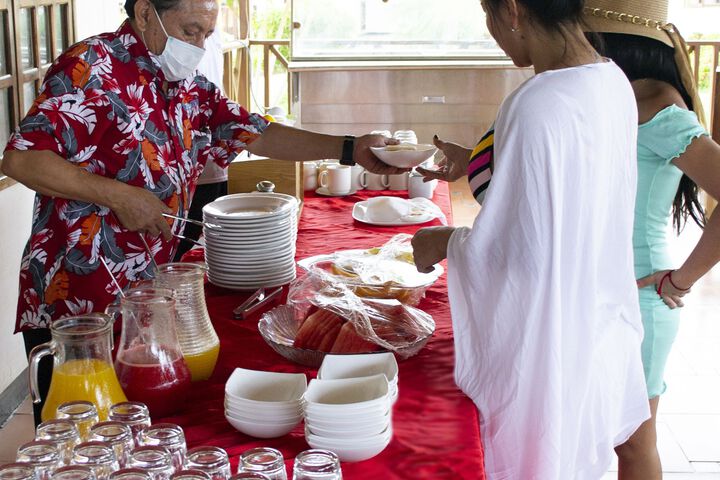 Breakfast/Coffee Service 6 of 15