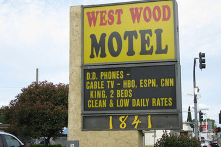 West Wood Motel in West Sacramento, CA