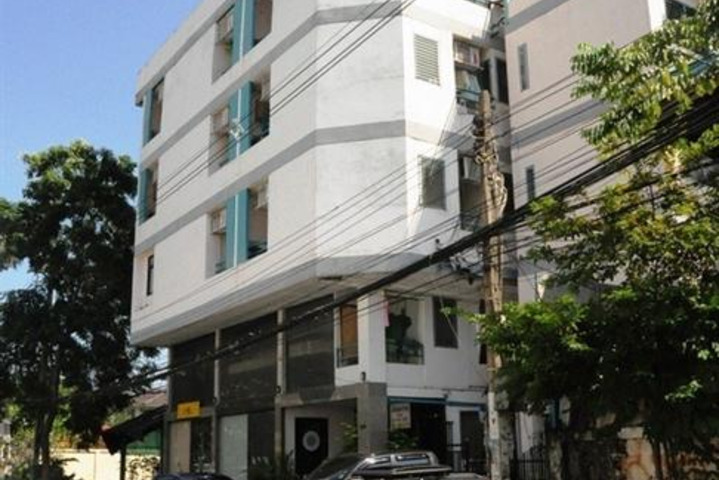 INTER RESIDENCE VIBHAVADI 44