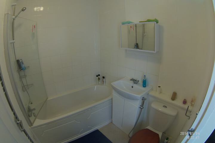 Room 11 of 11