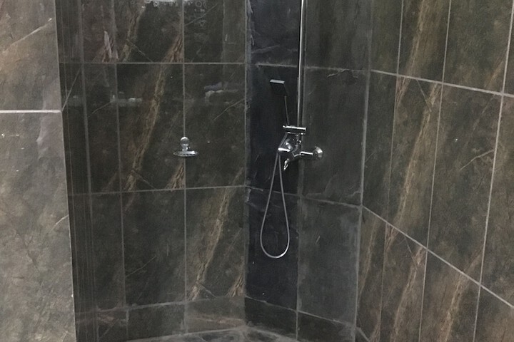 Room 52 of 90