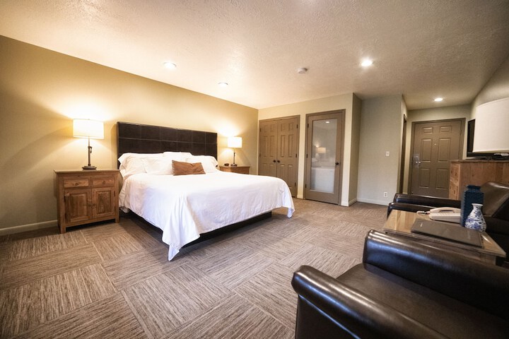 Room 11 of 55