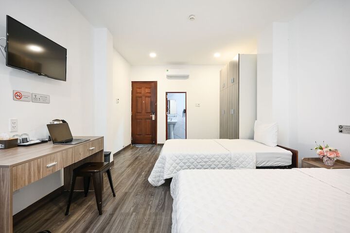 Room 10 of 60