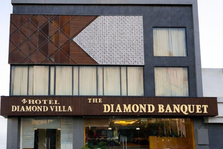 Hotel Diamond Villa and Banquet