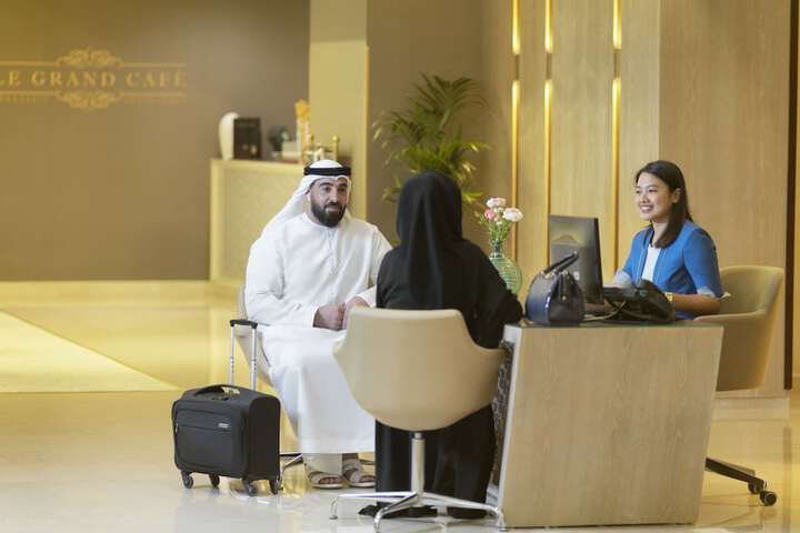 Entrance & Lobby