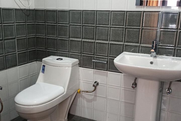 Room 15 of 17