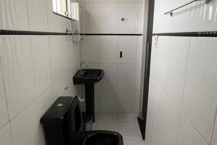 Room 13 of 24