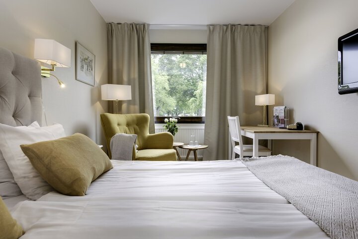 Room 14 of 75