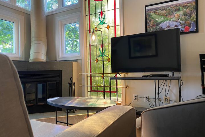 Room 27 of 100