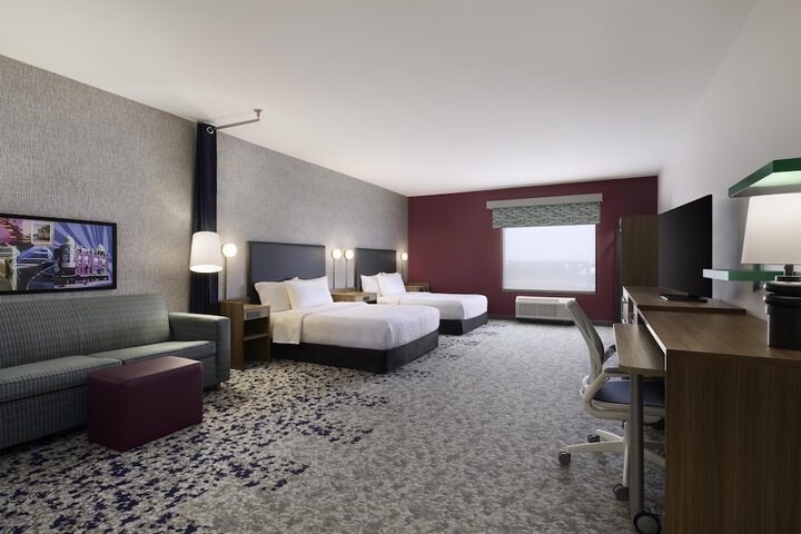 Room 8 of 20