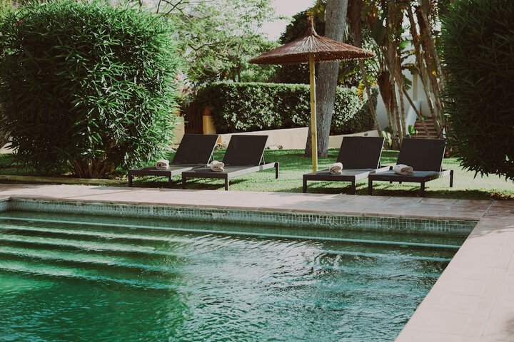 Pool 33 of 59