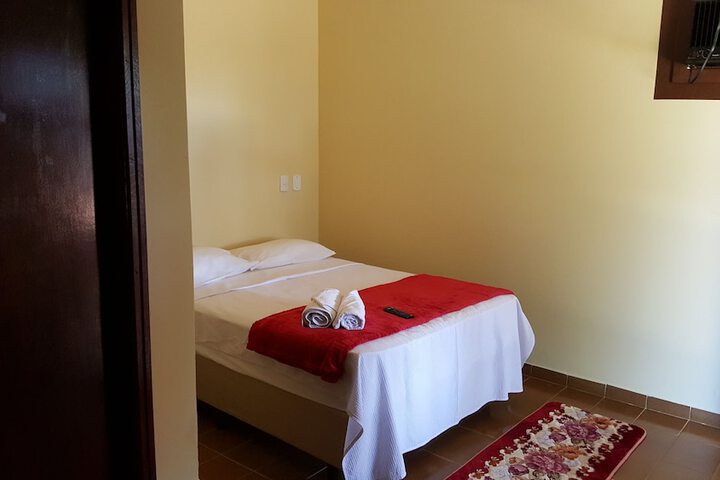 Room 10 of 26