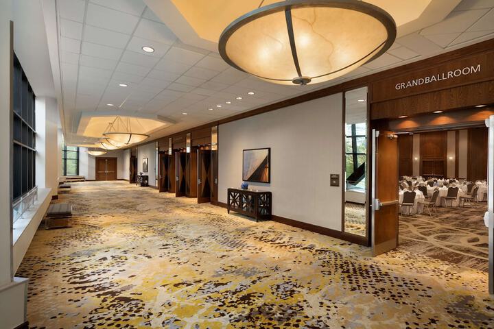 Meeting facility