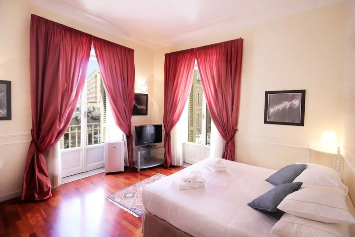 Room 3 of 14