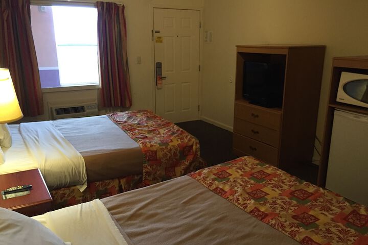 Room 36 of 92