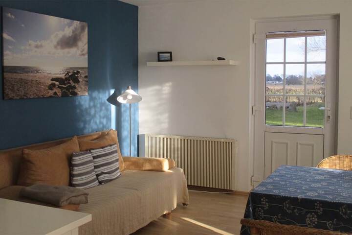 Room 21 of 34
