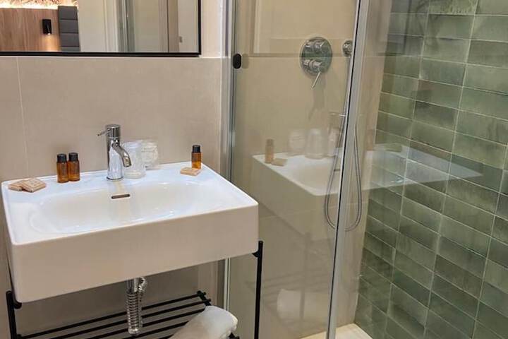Clean Restrooms