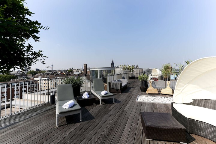 Terrace/Patio 114 of 117
