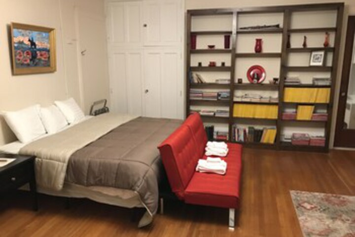 Room 57 of 108