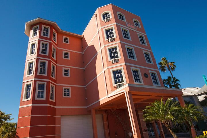 Hotel 210 of 229