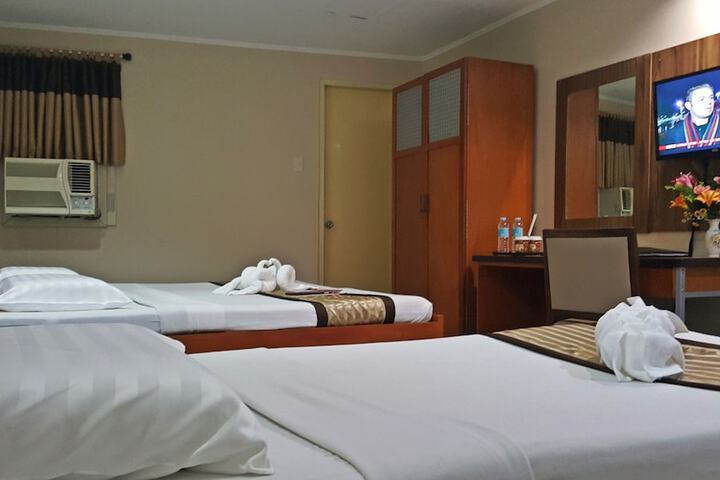 Room 12 of 69