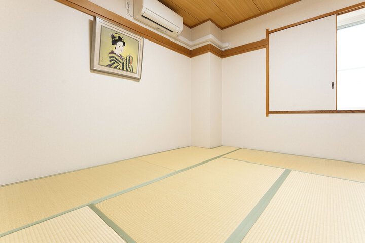 Room 13 of 55