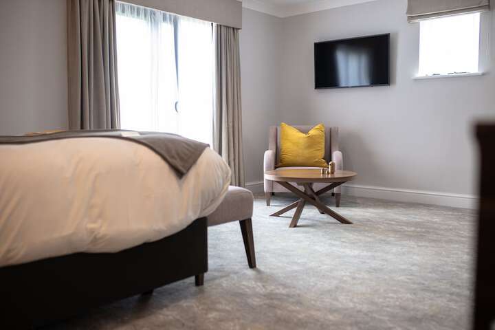 Room 15 of 160