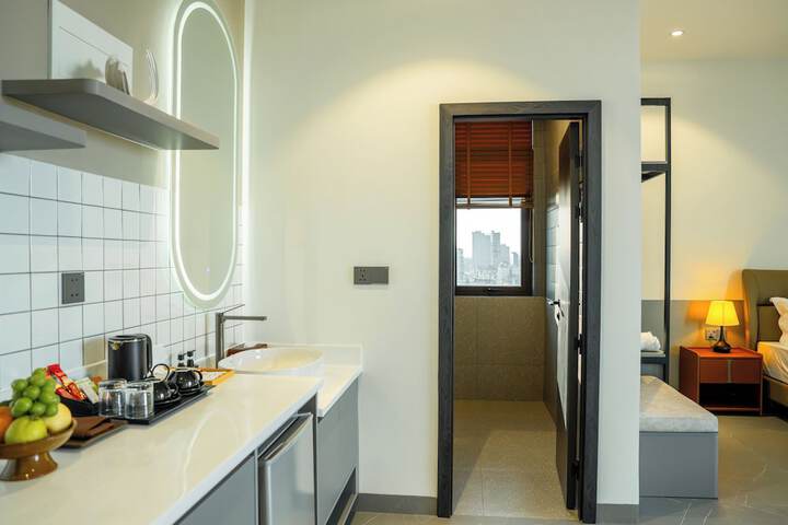Room 72 of 156