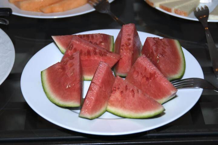 Dining 40 of 56