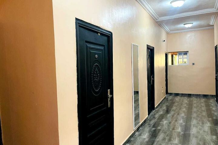 Ballroom/Hall 9 of 12