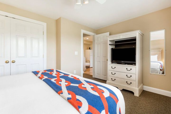 Room 17 of 42