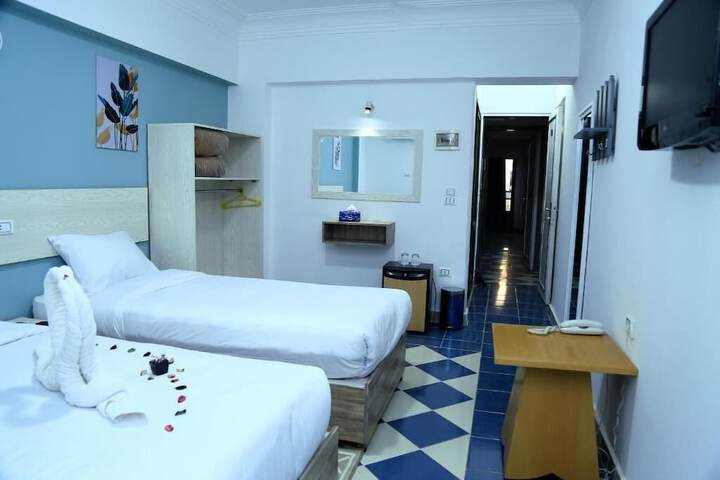 Room 5 of 29