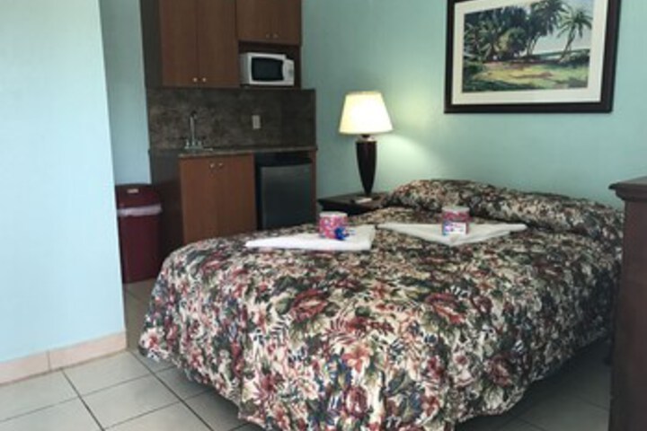 Room 10 of 15