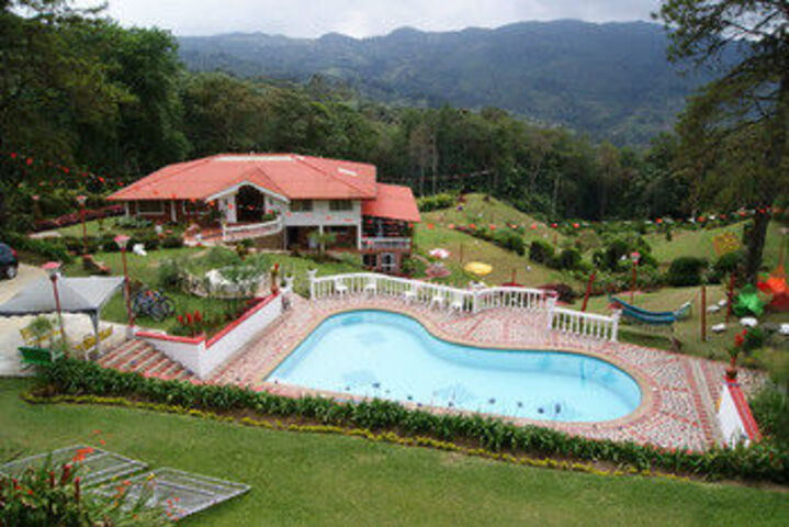 Pool 19 of 24