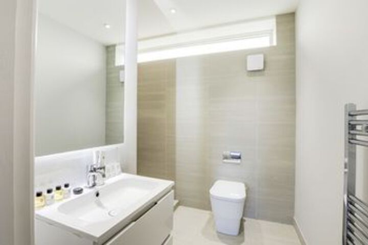 Room 5 of 23