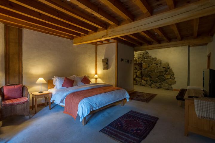Room 15 of 57