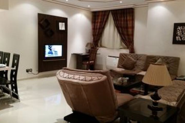 Room 16 of 19