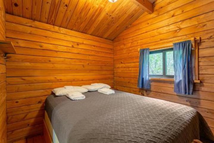 Room 15 of 15