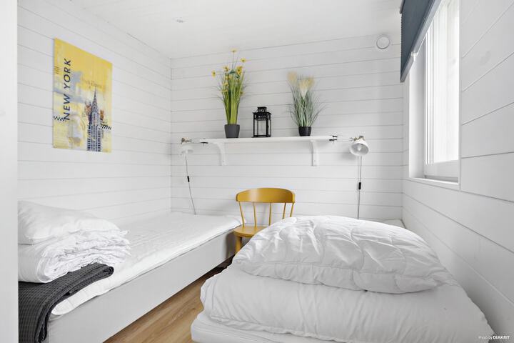 Room 16 of 61